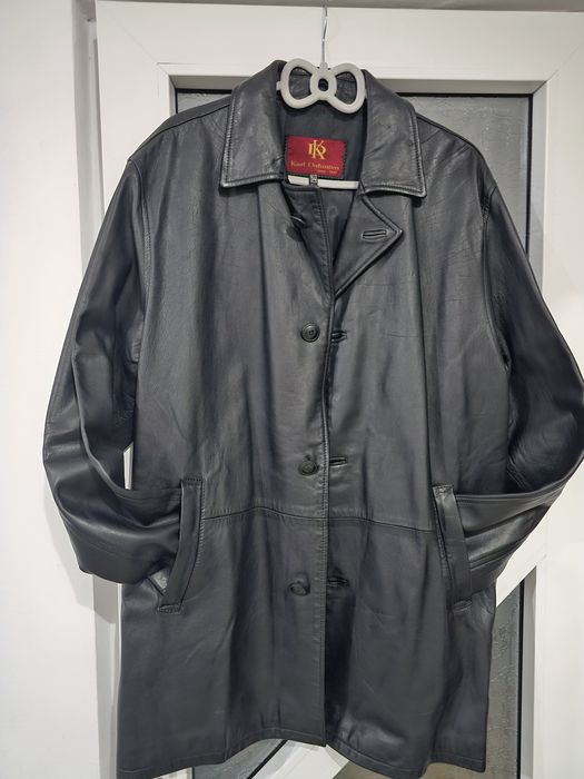 Scurtă piele Karl Dahintern