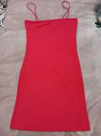 Къса червена рокличка