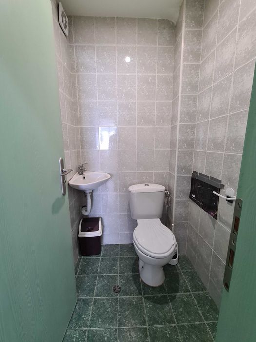 Дава се под наем Тристаен апартамент в Пловдив, Каменица 2 - 120 кв.м за 425 € - Снимка #9