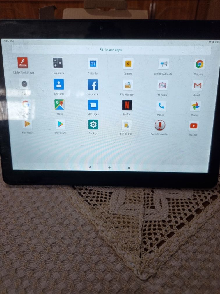 Tableta android 9 cu cartela gsm.