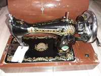 Обменяю редкую швейную машинку состояние отличное для ателье или дома