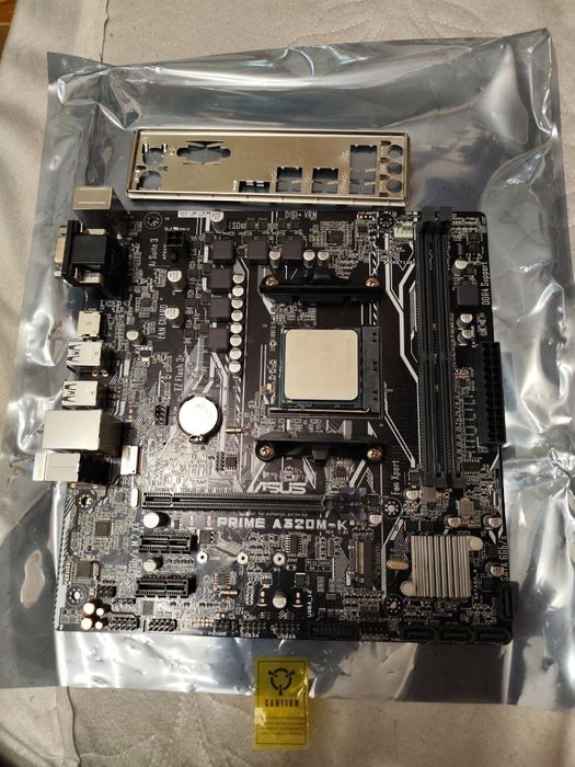 Продам комплект Ryzen 3 2200g Asus Prime A320m-k