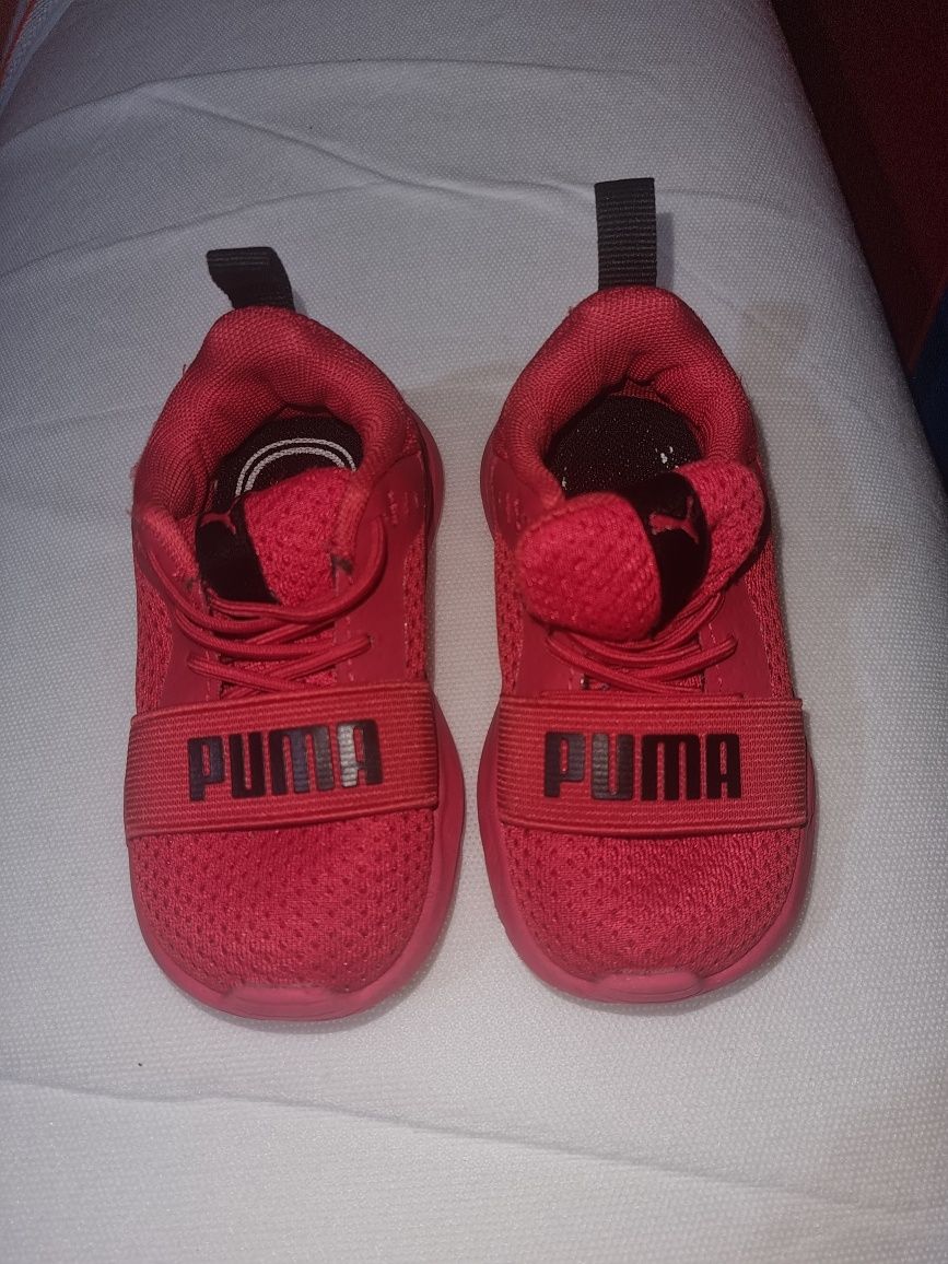 Puma ,marimea 21