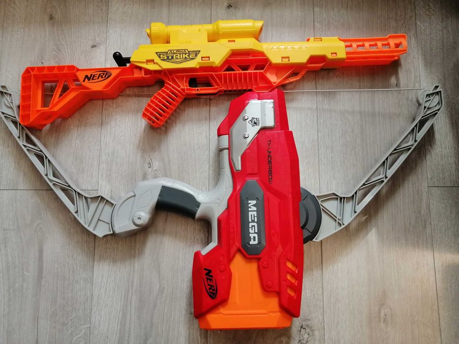 Pachet Blaster Nerf: Mega Thunderbow + Alpha Strike Wolf LR-1