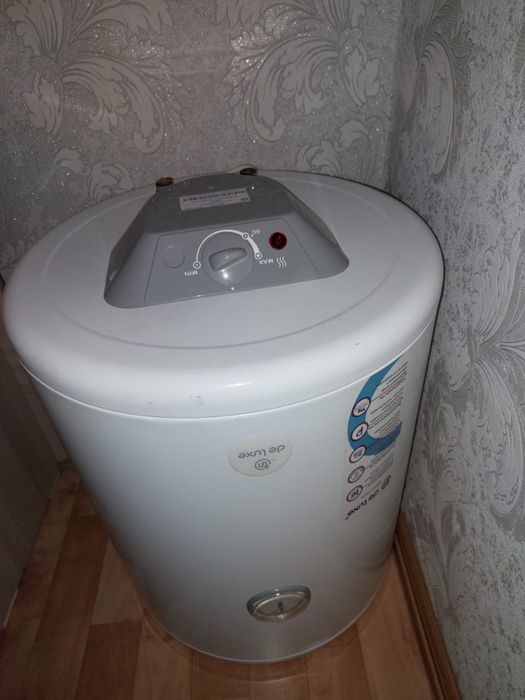 Продам бойлер не большой