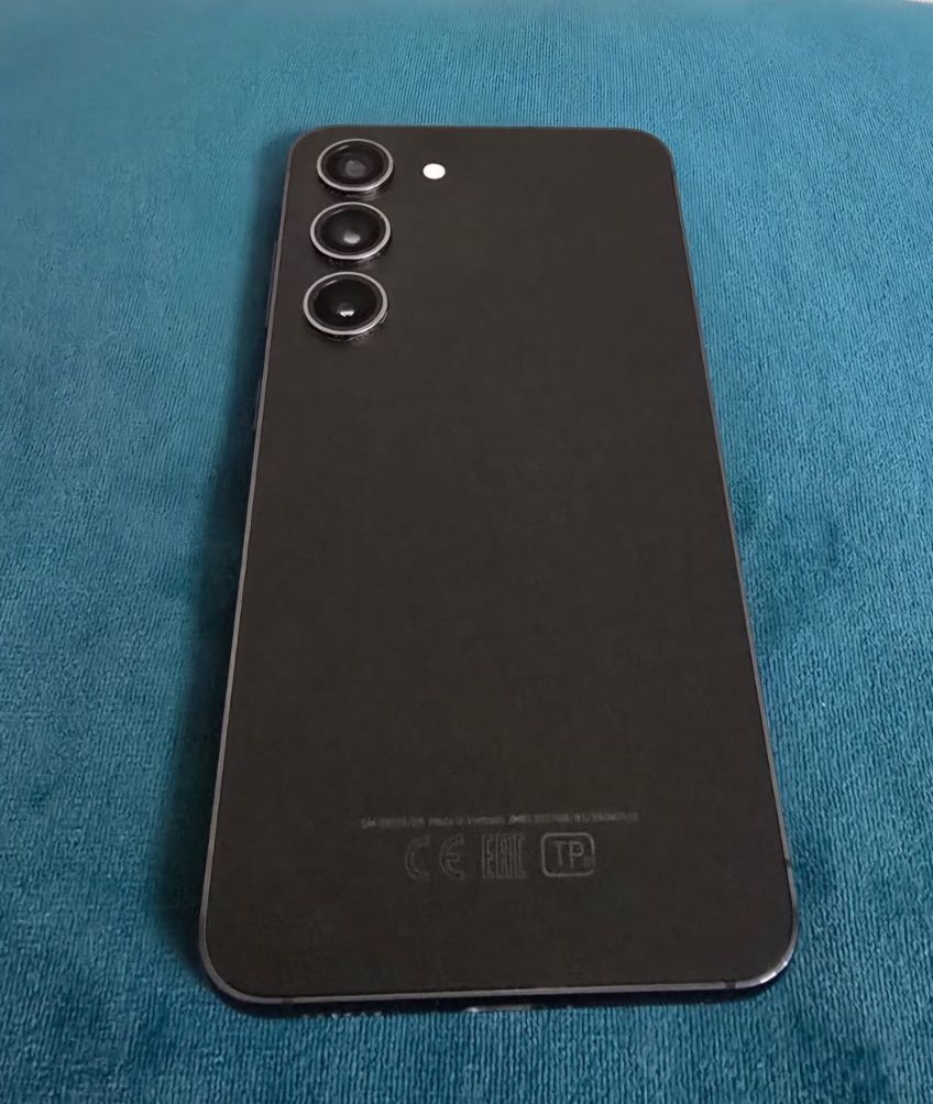 Samsung S23 256ГБ