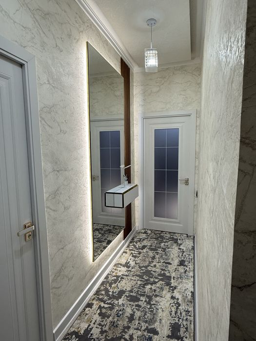 22-maktab yonidan kvartira sotiladi