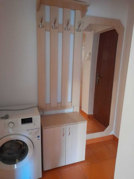 Inchiriez apartament 1 camera in Tudor