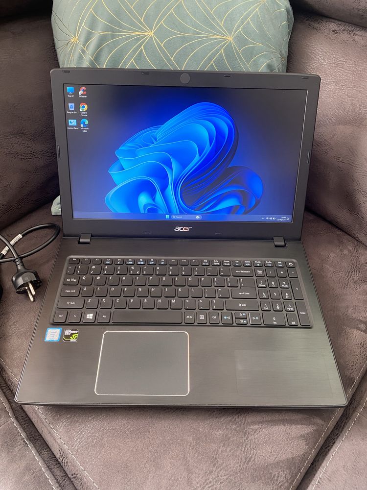 Acer E5, I7-7500, Gtx 950M