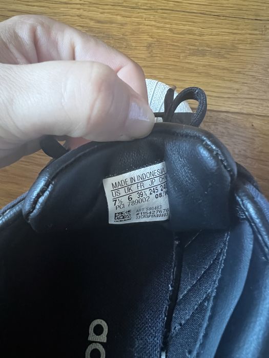 Продавам маратонки Adidas Originals