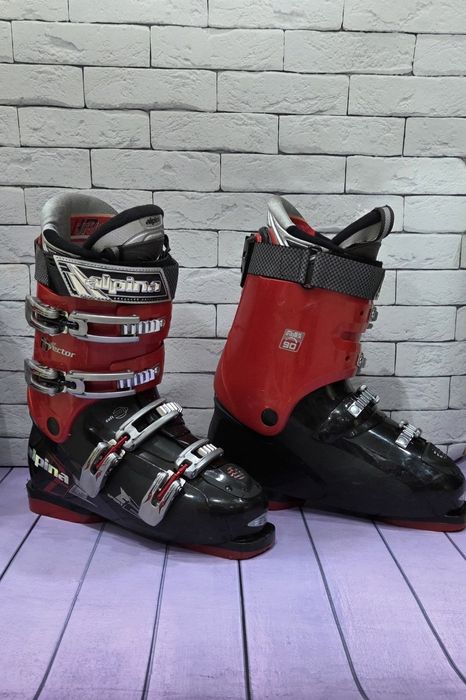 Продам Горнолыжные Ботинки от бренда alpina размер 43
