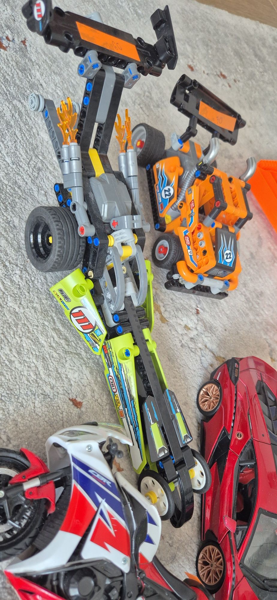 Pistol Nerf, machete Lanborghini, Lego Technic, Moto Kawa,KTM, Honda