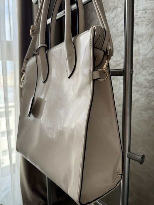 Geanta mare Meli Melo de lac, noua