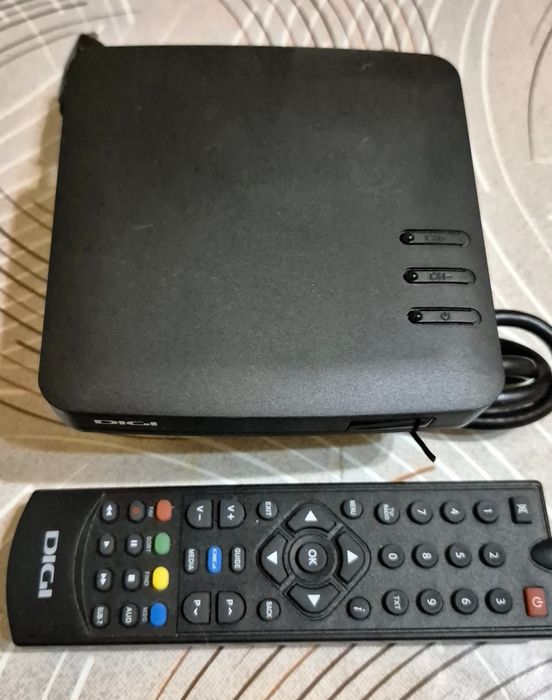 DECODOR / receiver SATELIT Digi JS20