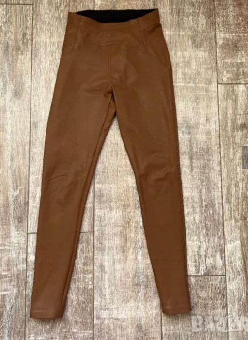 Кафяв кожен клин