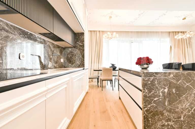 Продава се Четиристаен апартамент в София, Лозенец - 178 кв.м за 4298 €/кв.м - Снимка #5