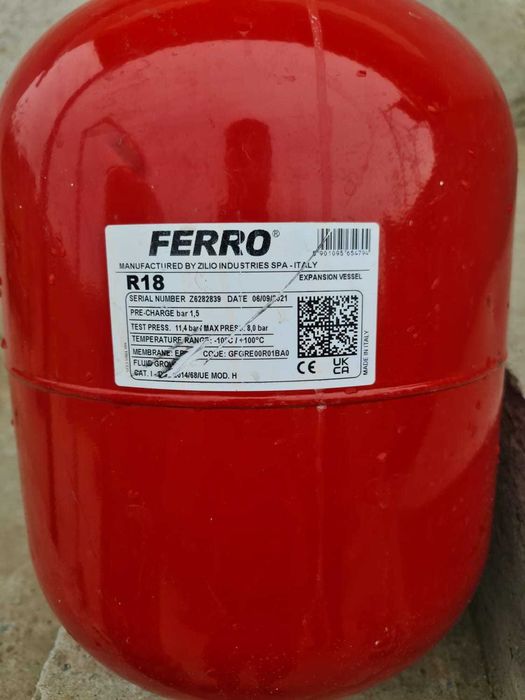 Vas de expansiune pentru apa calda Ferro 18L