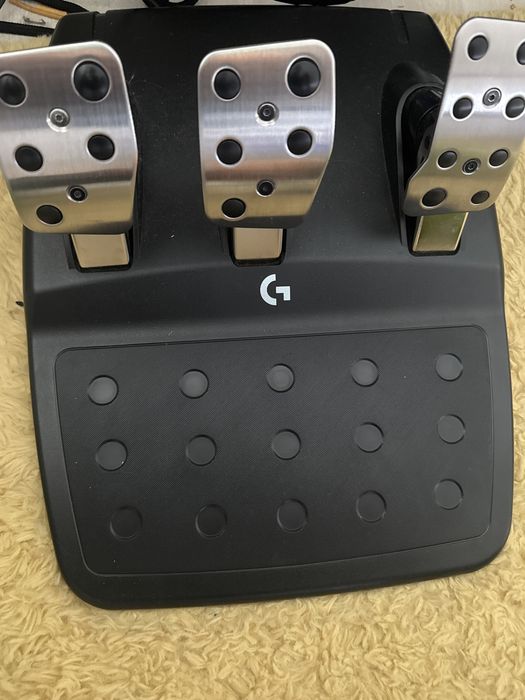 Volan logitech g923 cu schimbator