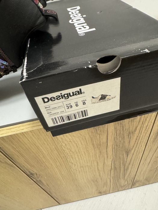 Кецове DESIGUAL Бохо стил