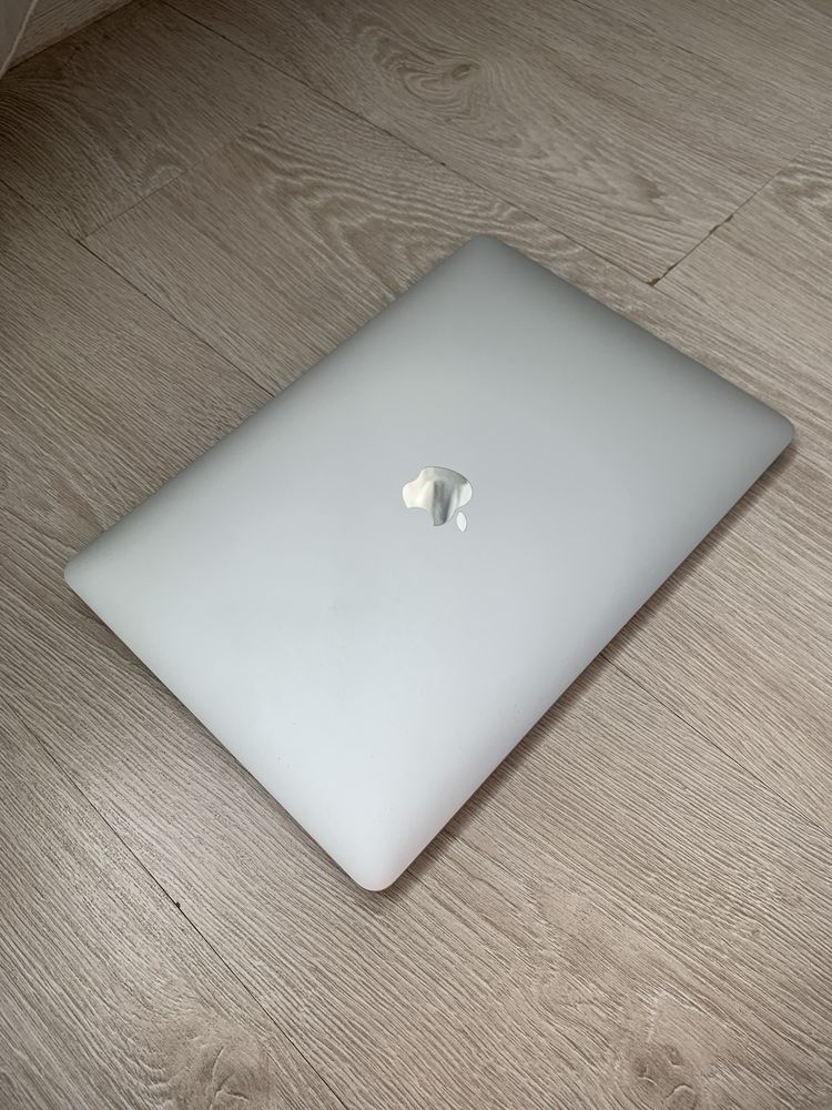 Macbook Air M1 | Ideal Tinniq