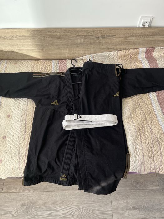 Мъжко Кимоно Adidas A2