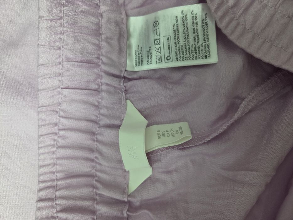 Pantaloni subțiri eleganți, casual evazați