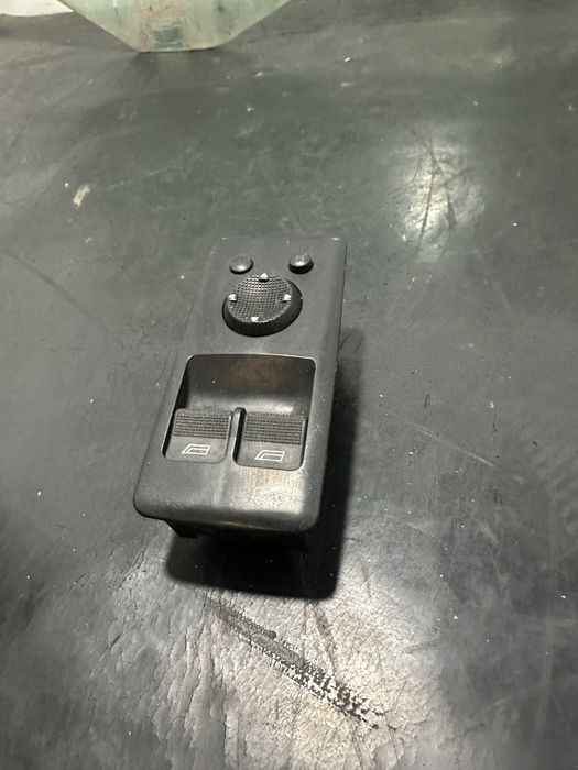 Buton butoane Geamuri Volkswagen T4 Transporter Caravelle 7D0959565