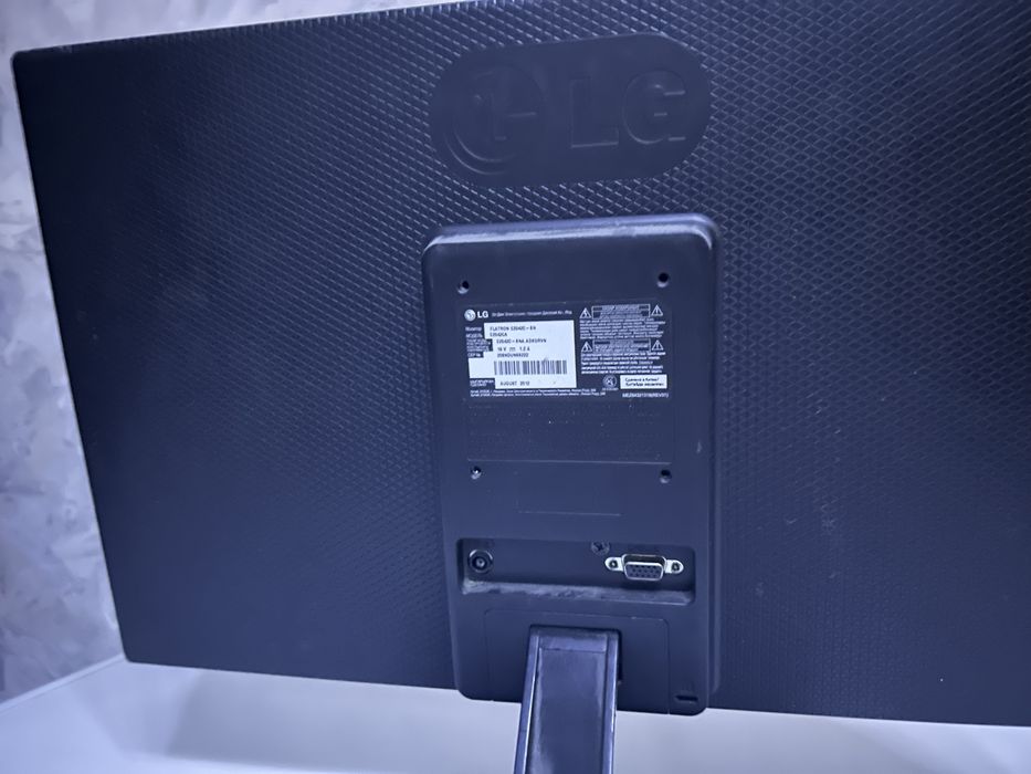 Монитор Flatron E2042