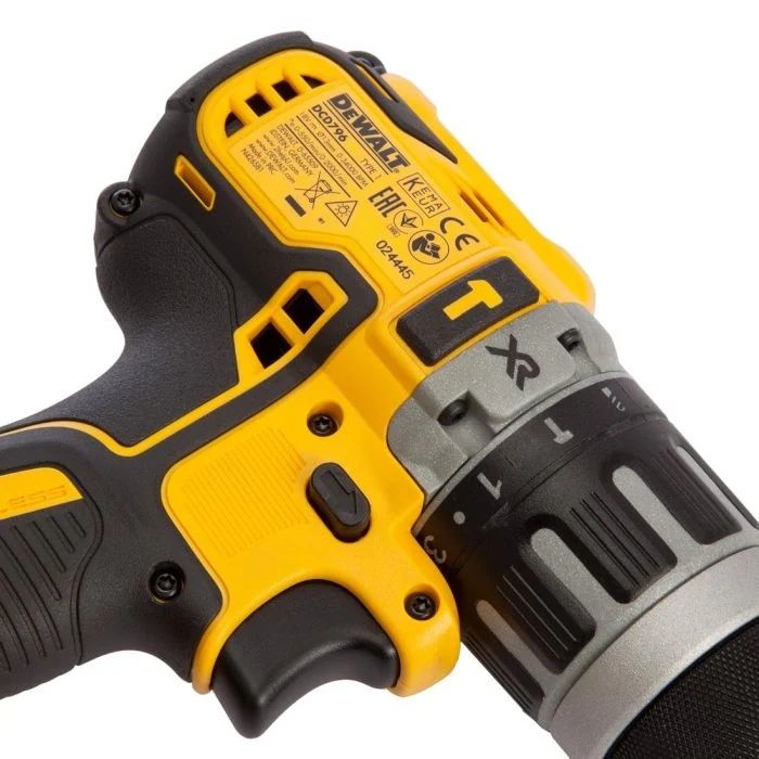 Безчетков Ударен Винтоверт DeWALT DCD796N