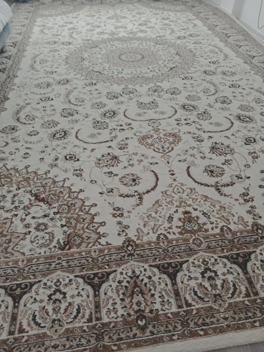 Кілем сатылады,  размері 3*5