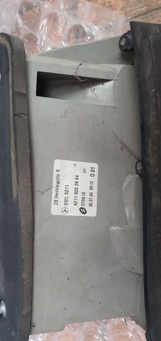 Десен стоп за мерцедес екласа w211 комби