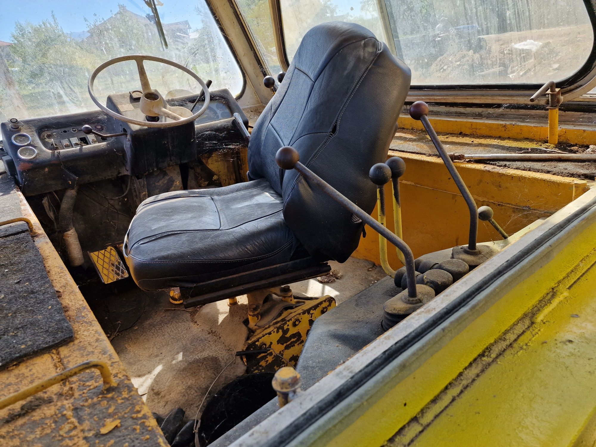 Jcb комбиниран Багер