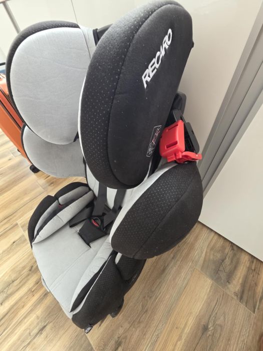 Столче за кола Recaro
