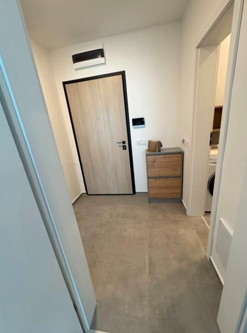 Дава се под наем Двустаен апартамент в София, Кръстова вада - 66 кв.м за 700 € - Снимка #11