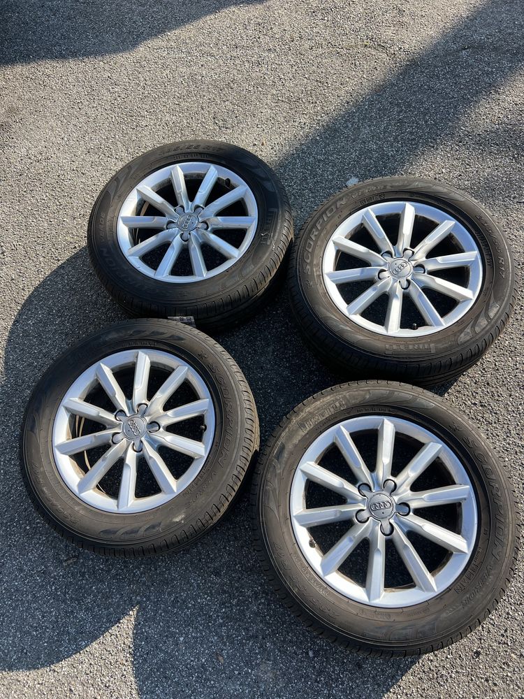 Джанти с летни гуми 235/55/17 Dunlop DOT19 за AUDI Q3. С7.5мм грайфер.