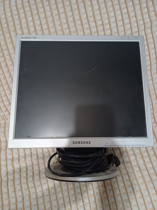 Продам не дорого МОНИТОР