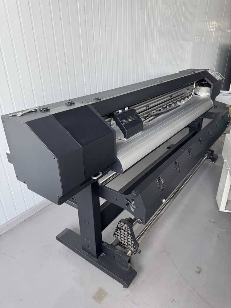 Banner printer uskunasi