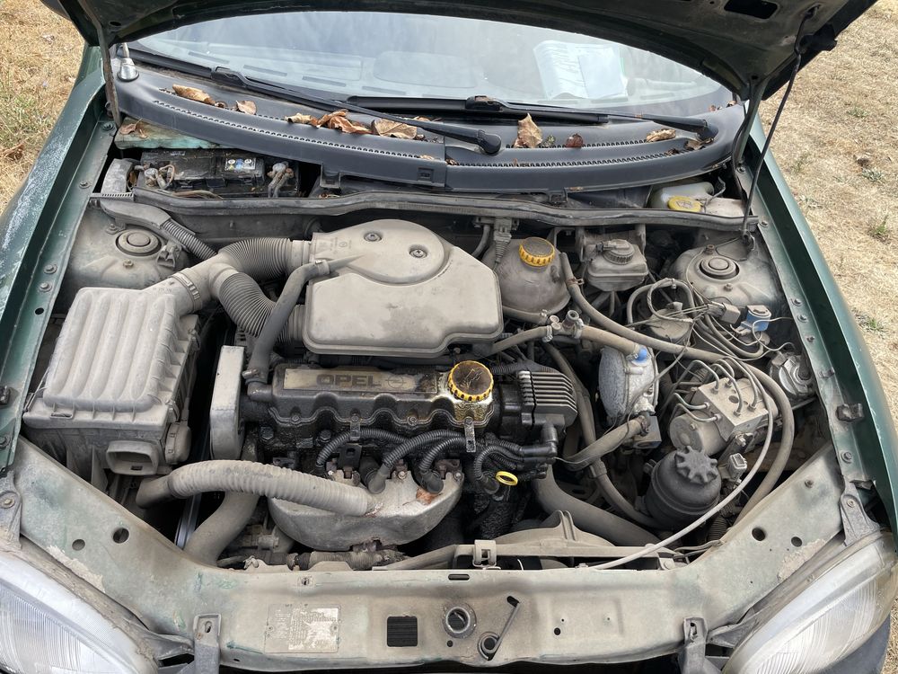 Opel corsa 1.4 на части