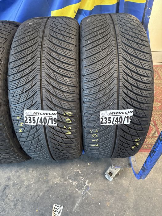 235/40/19 Michelin M+S