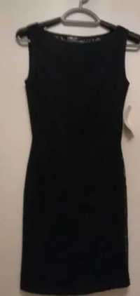 Платье для девушки р. 42 черное,кружевное, класика