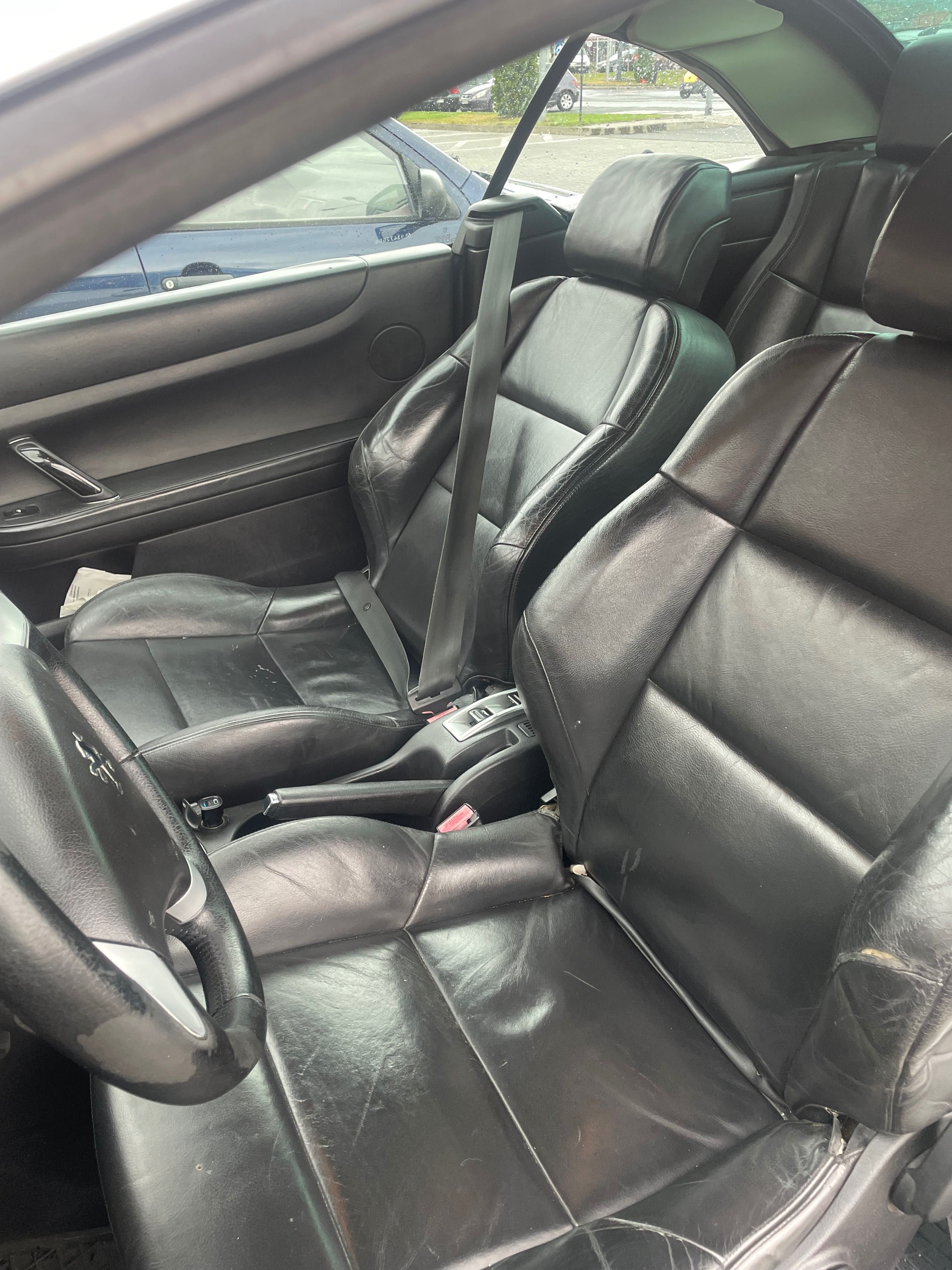 Vând Peugeot 307 decapotabil