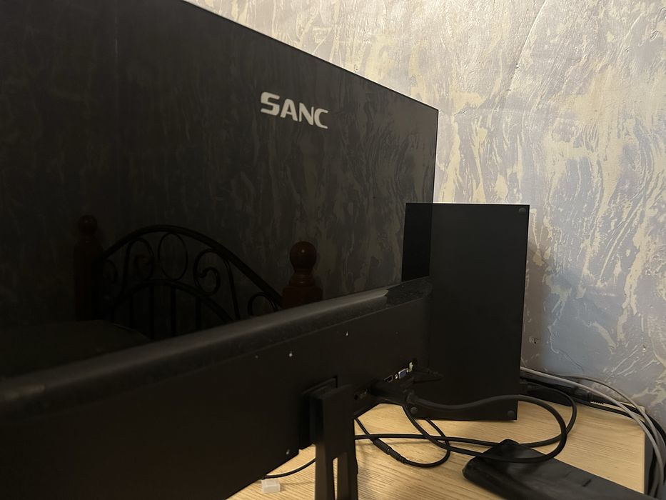 Продам монитор Sanc 165 грц