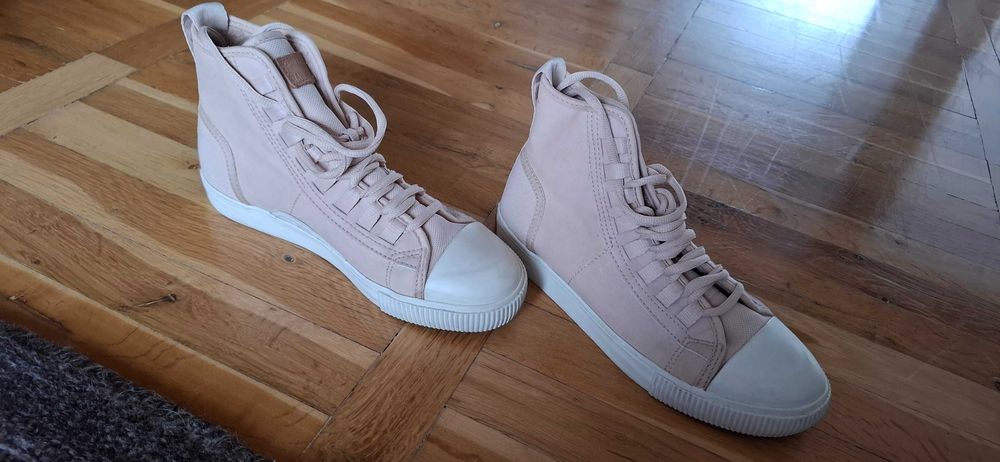 Кецове G-star и Converse