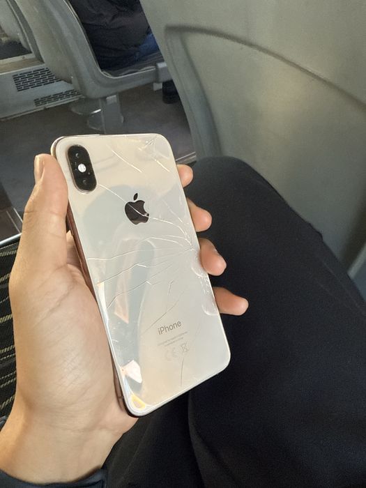 Продам Айфон xss