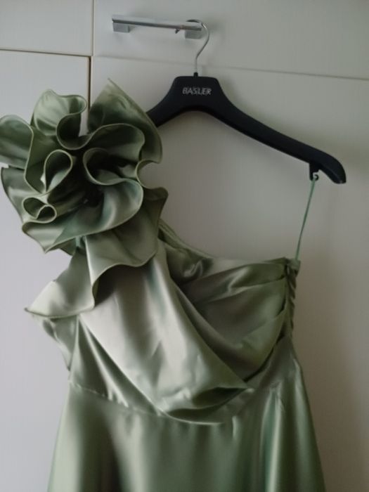 Нова рокля в зелено