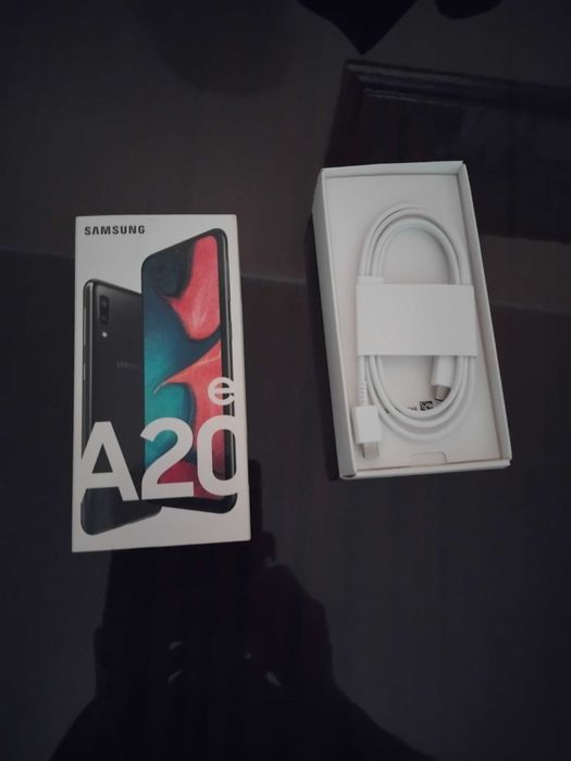 Telefon Samsung A20e