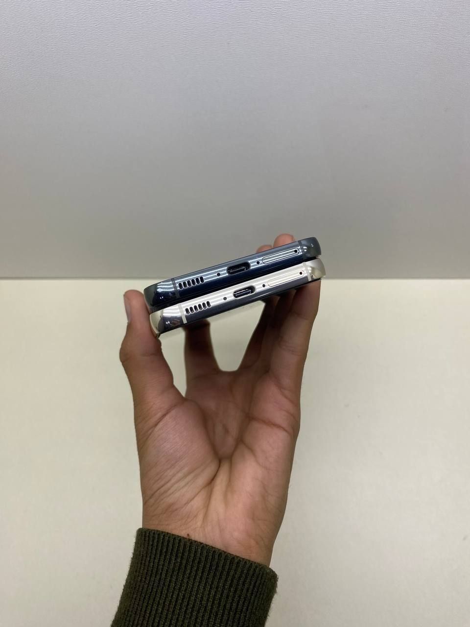 Samsung galaxy s23 5G 8/256gb snapdragon 8 gen 2