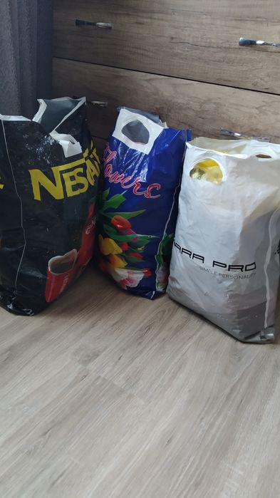 Срочно 3 пакета вещей на девочку (5-8лет)