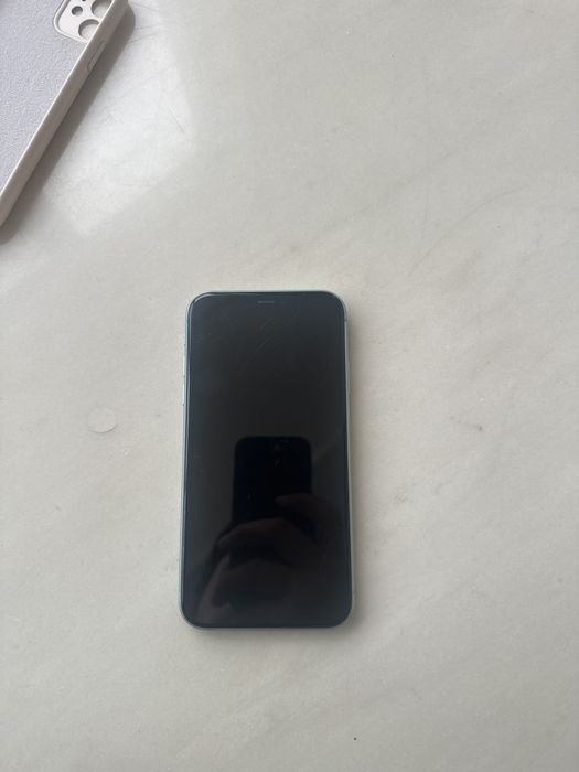 Iphone 11 128. С коробкой.