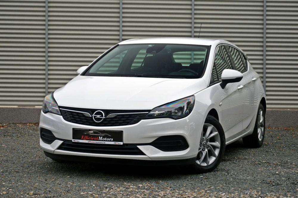 Opel Astra Automat/Lane assist/Navigatie/Faruri LED/Dubluclimatronic/Garantie